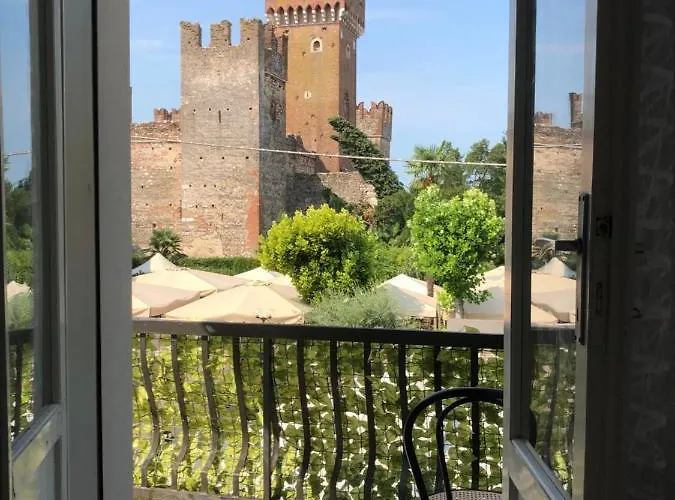 招待所 Castello Centro Storico 3*